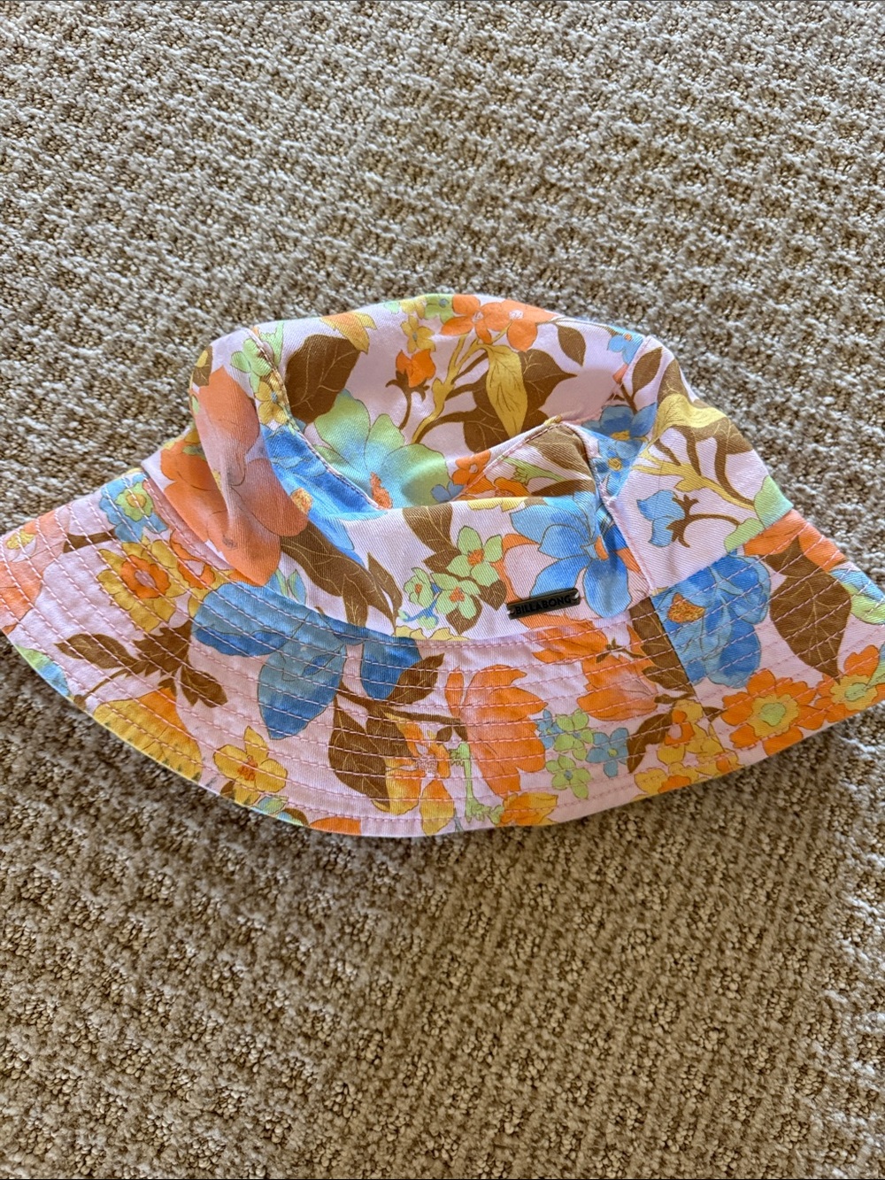Women’s Billabong pink orange blue floral bucket hat one size